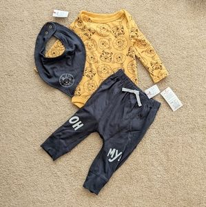 Cat & Jack Lions and Tigers Oh My Set